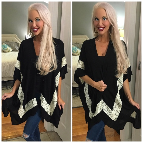 Sweaters - Black/Ivory Kimono Cardigan
